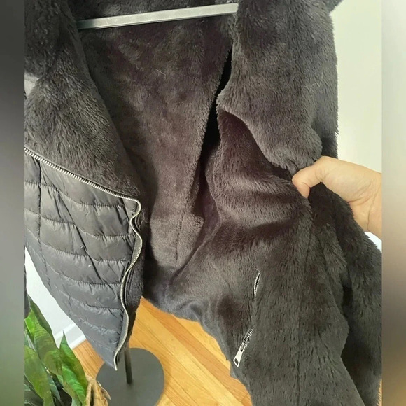 Moto winter jacket / reversible / fake fur / size small / puffer - Picture 3 of 3